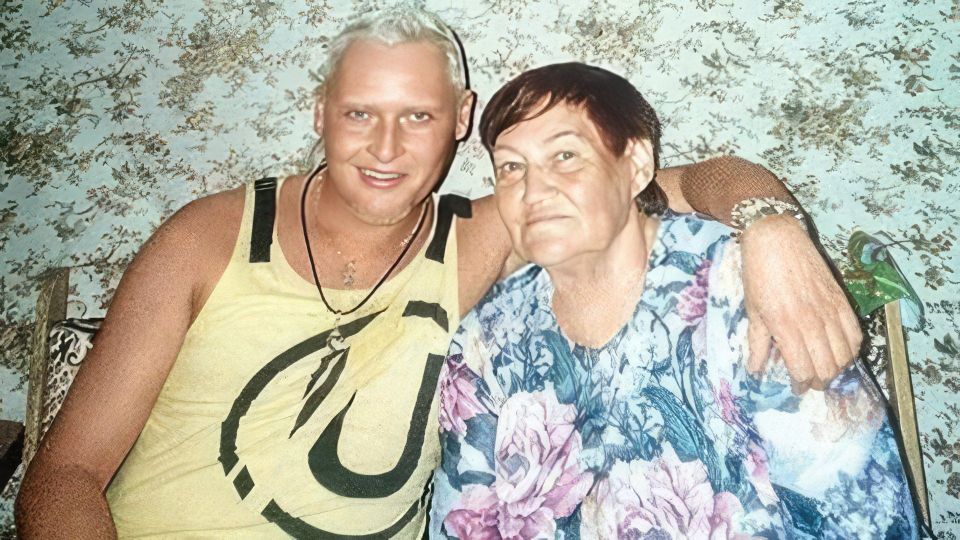 shura-and-her-grandmother_92 Шура в молодости