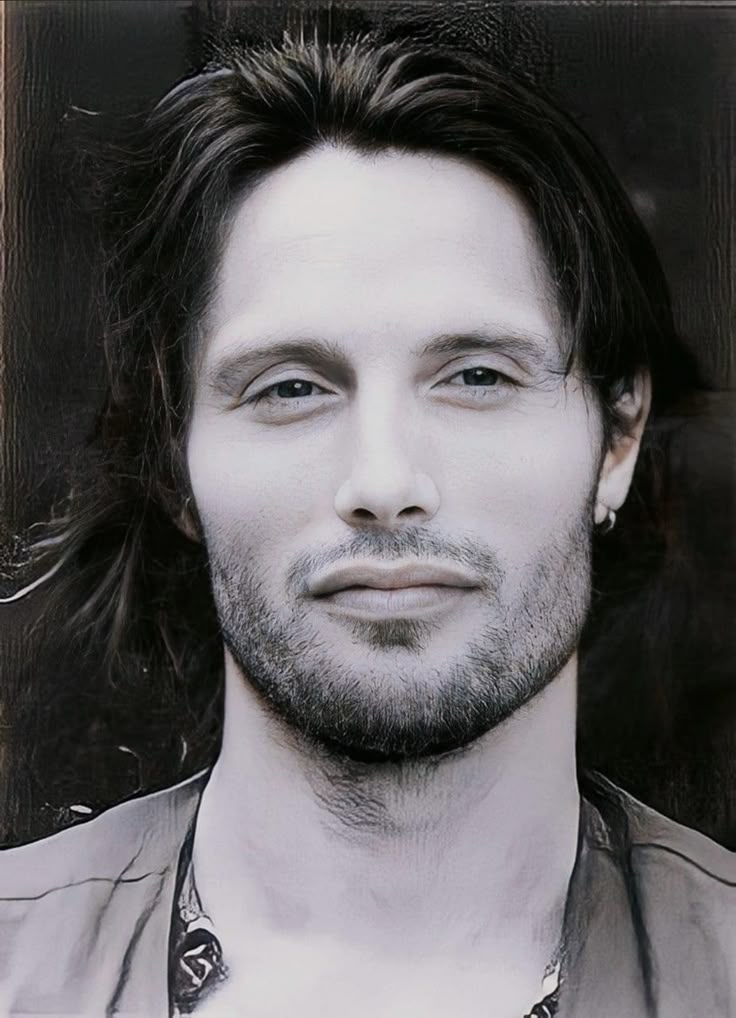 a3c47bd7313fbb2a1d271c54571ee750 Мадс Миккельсен в молодости