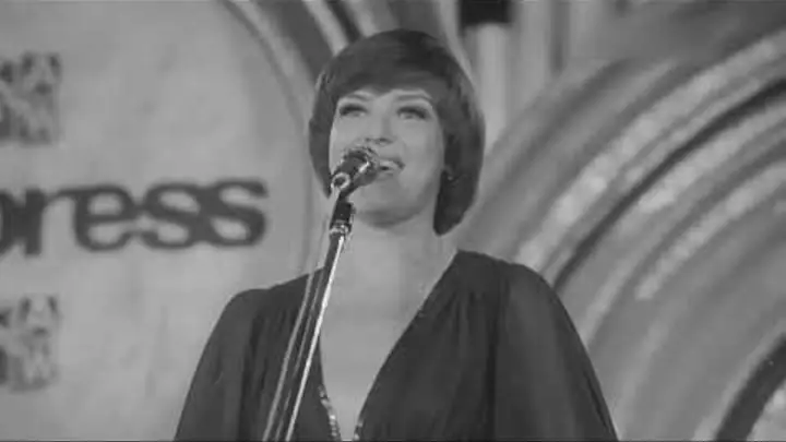 Ирина Понаровская в молодости