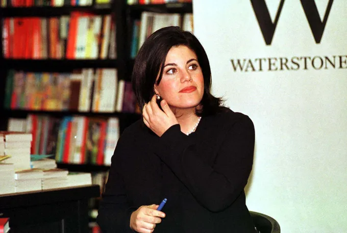 monica-lewinsky-over-the-years-shutterstock-4 Моника Левински в молодости
