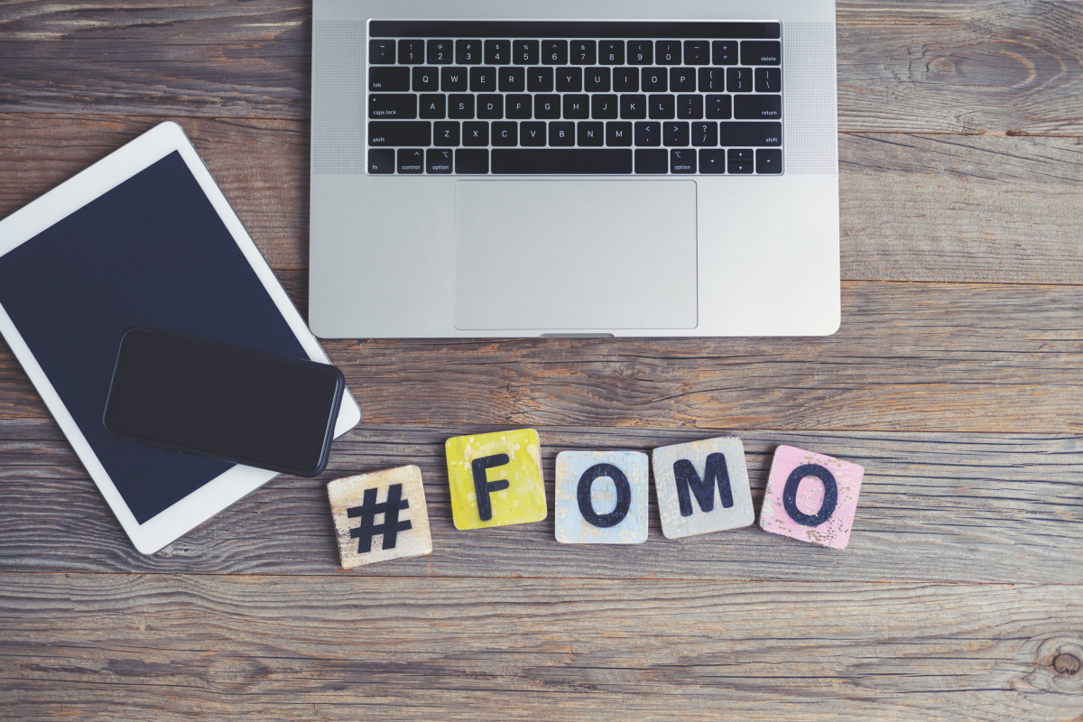 Що таке FOMO і звідки воно з’явилося?
