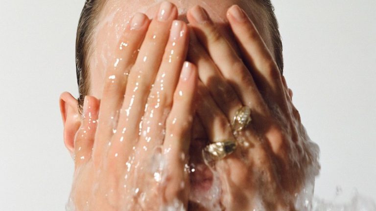 gidrofilna-oliya-shcho-ce-yak-pracyue-ta-komu-pidhodit