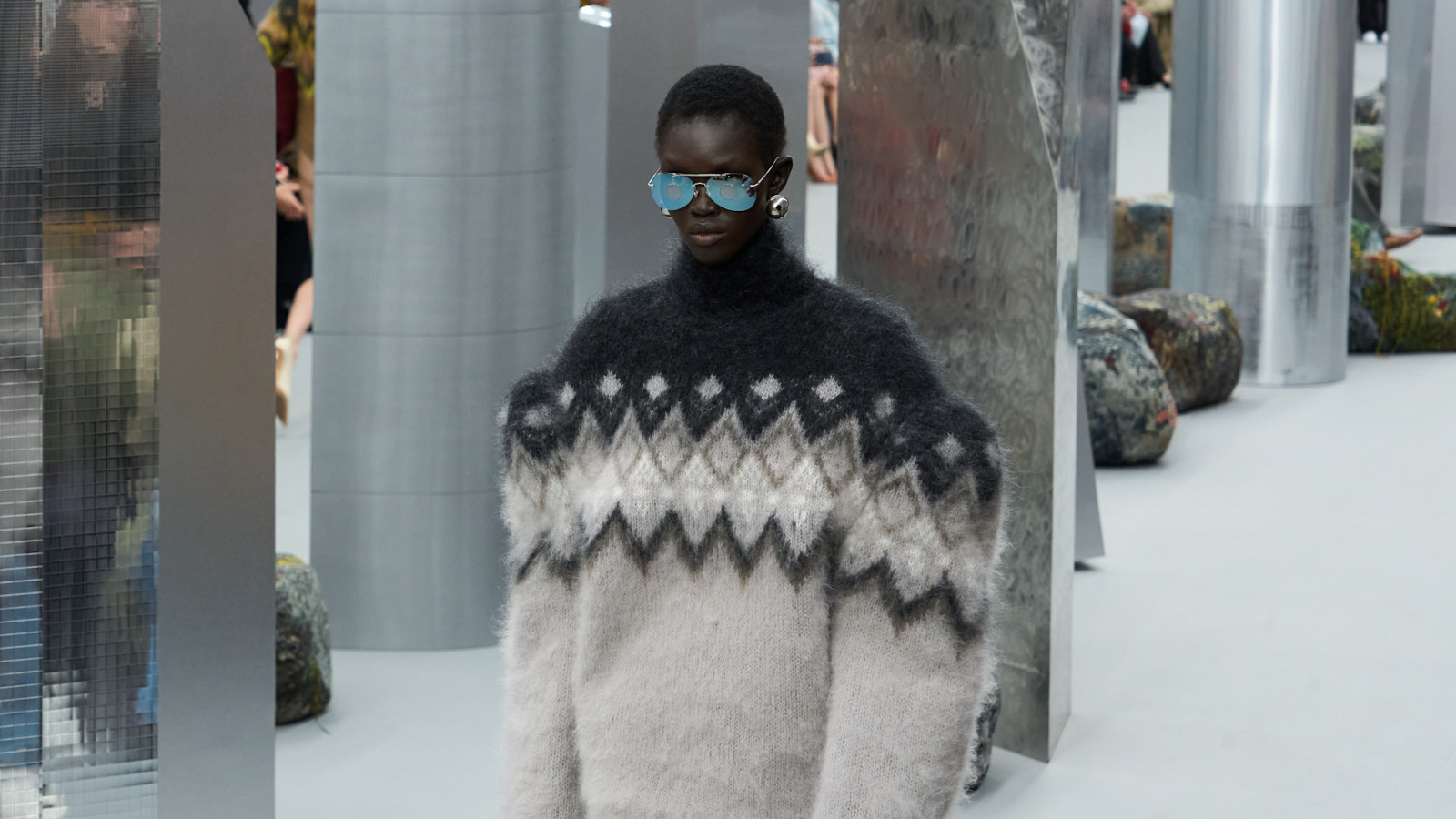 Головні тренди светрів на зиму 2025–2026