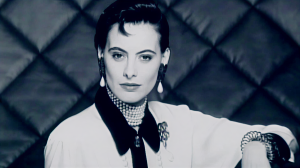 Инес де ля Фрессанж в молодости