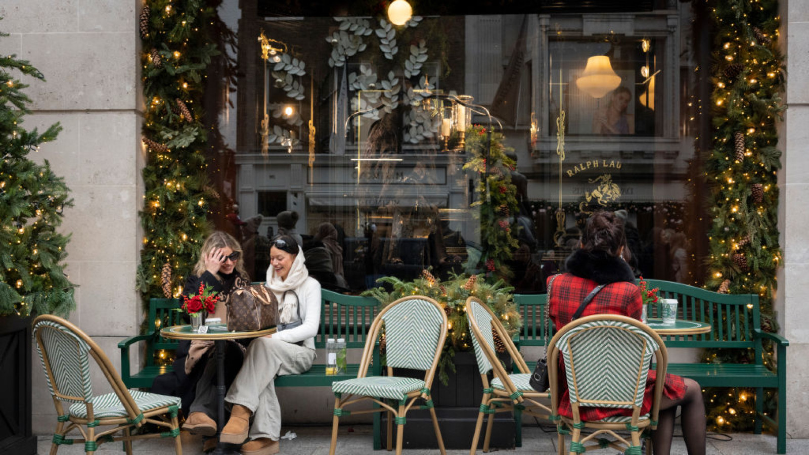 Новий тренд у різдвяному декорі: замість мінімалізму — затишна розкіш