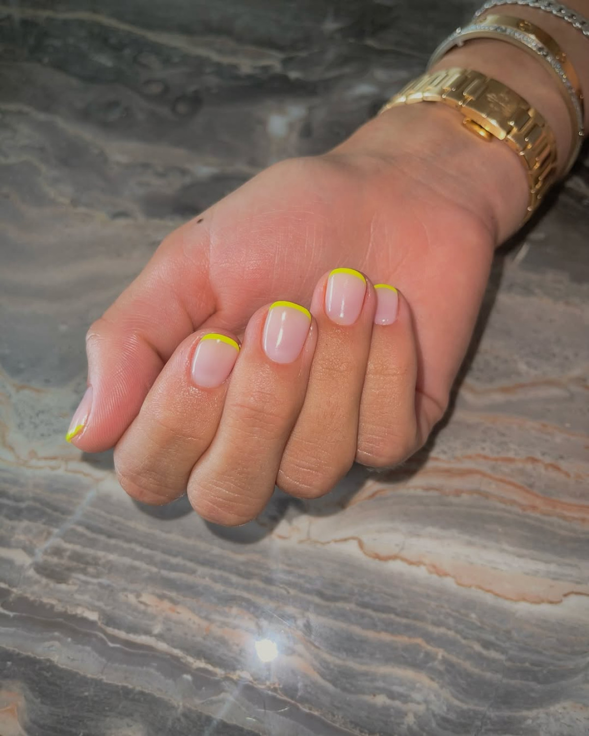 тренди манікюру 2025 осінь фото 2