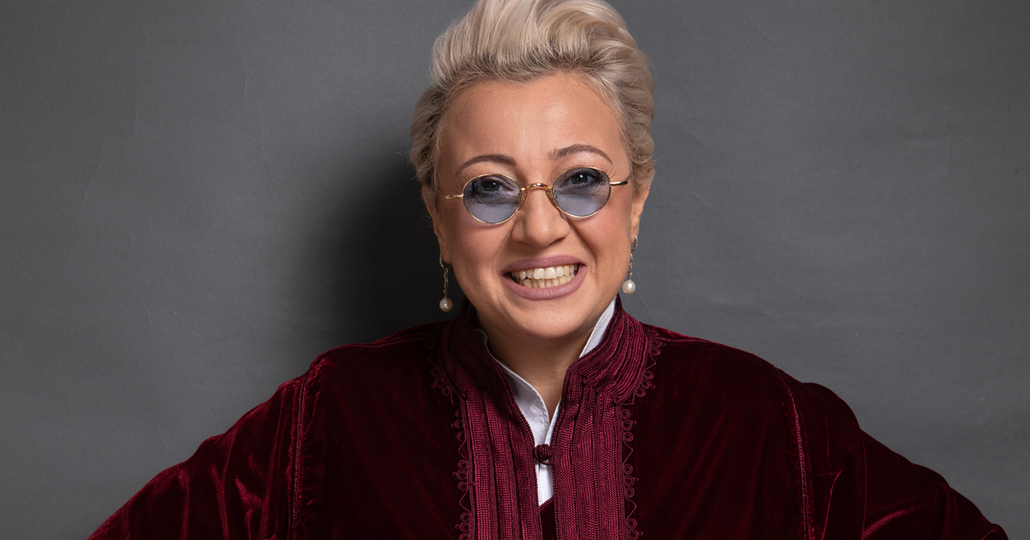 Теона Контридзе в молодости