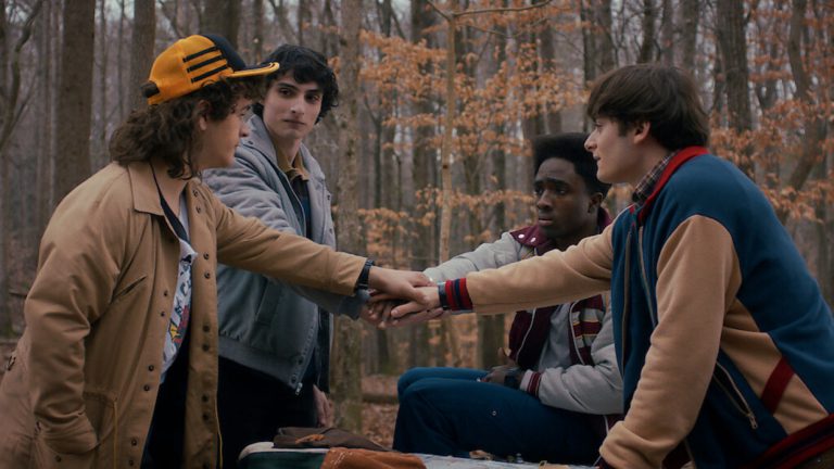 u-chomu-fenomen-shalenoi-populyarnosti-serialu-divni-diva