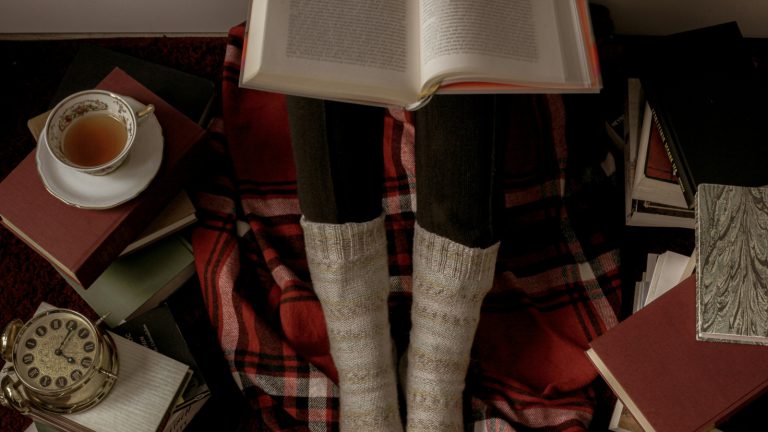 10-zatishnih-knizhok-dlya-zimovih-vechoriv-ecb55985