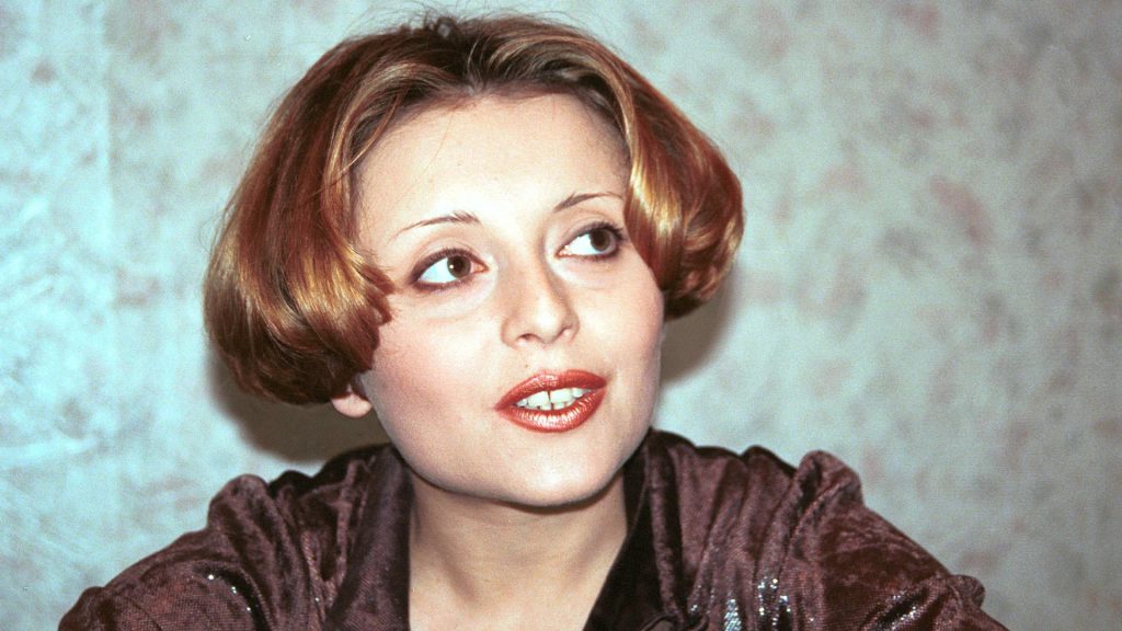 Анжелика Варум в молодости