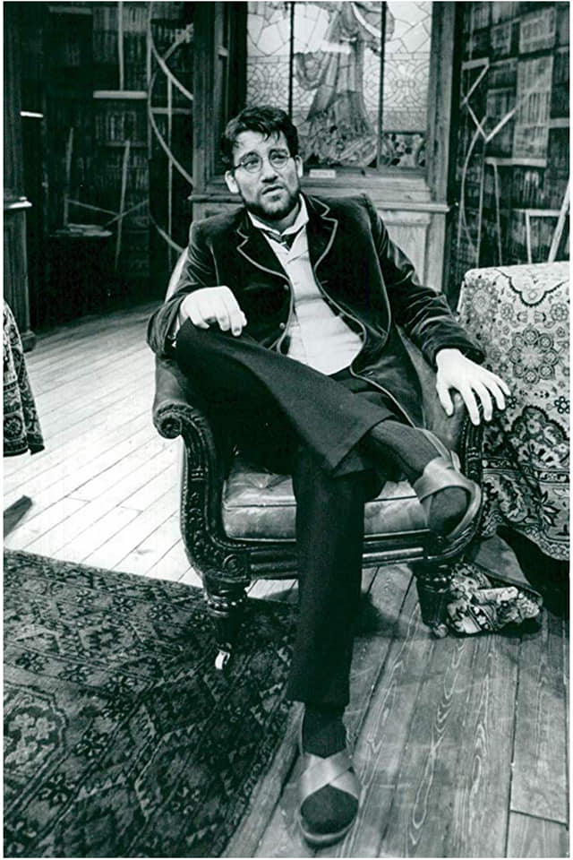 Клайв Оуэн в молодости