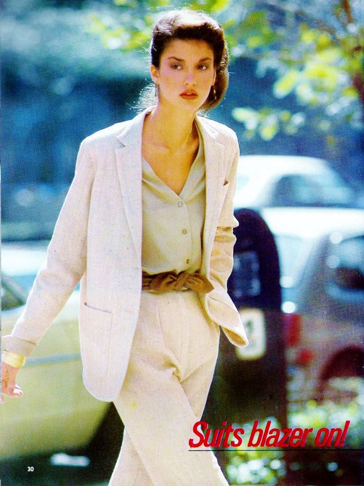 Дженис Дикинсон в молодости