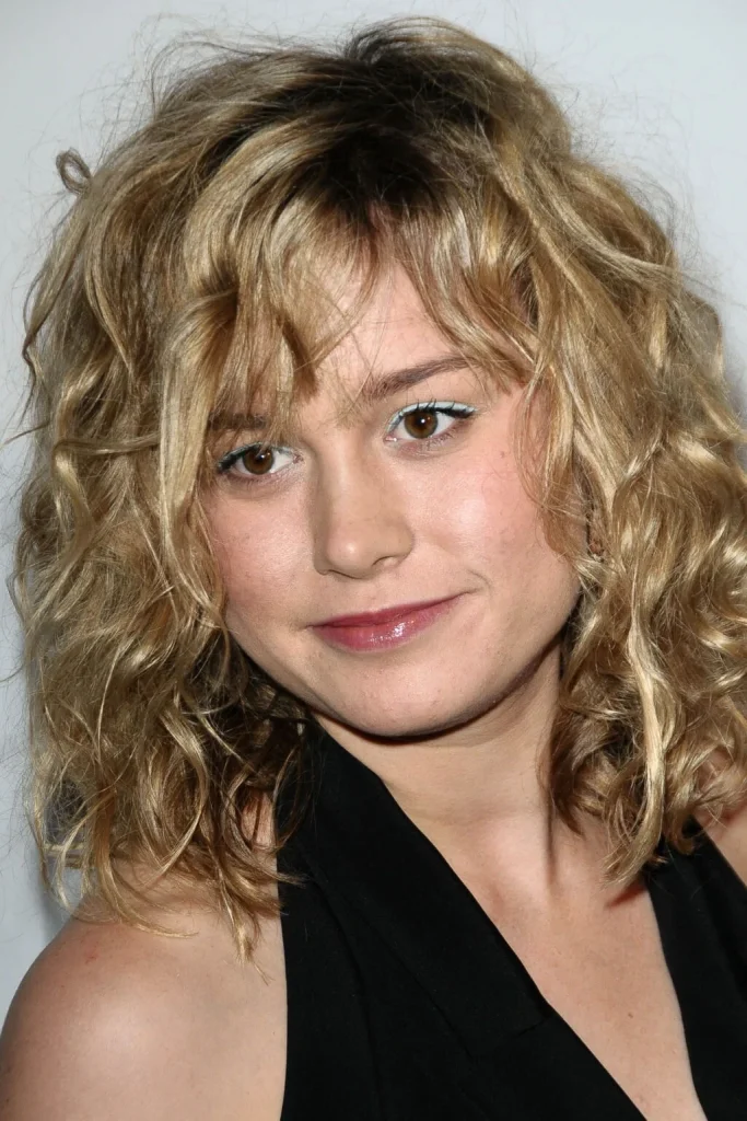 brie-larson-elle-women-in-television-party-2011-1024x1536 Бри Ларсон в молодости
