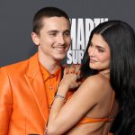 dosi-razom-kayli-dzhenner-i-timoti-shalame-viyshli-na-hidnik-u-yaskravih-couple-looks-pislya-chutok-pro-rozstavannya