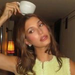 dva-trendi-v-odnomu-manikyuri-na-zimu-202526-povtoryuemo-za-geyli-biber