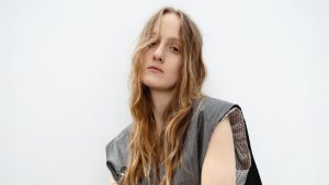 maksimalniy-minimalizm-y-tiha-rozkish-u-kolekcii-pre-ss-2026-brendu-pure-creative-project-81a2fadd