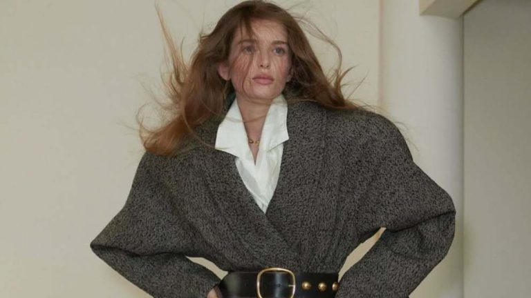 misyachniy-kalendar-strizhok-na-gruden-2025-roku