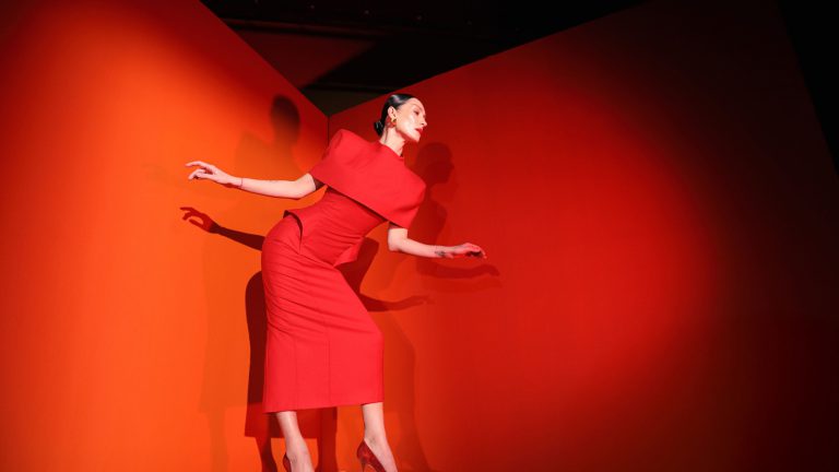 novorichna-kolekciya-leskizzo-pro-vnutrishne-syayvo