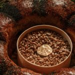 rizdvyaniy-korochun-davniy-oberig-u-suchasniy-interpretacii-bobkova-h-spelta