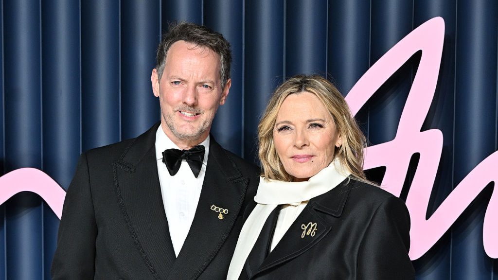 zirka-serialu-seks-i-misto-kim-ketroll-viyshla-zamizh-yak-minula-zakrita-vesilna-ceremoniya