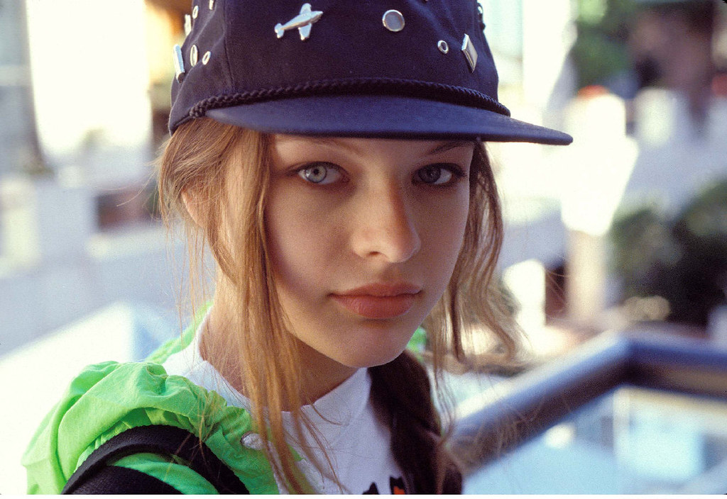 Милла Йовович в молодости