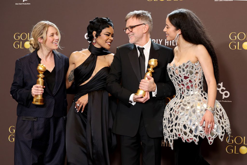 Пол Томас Андерсон «Одна битва за іншою»