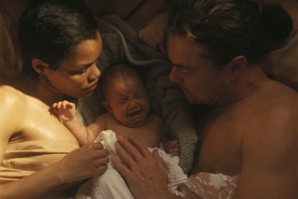 Кадр з фільму «Одна битва за іншою»