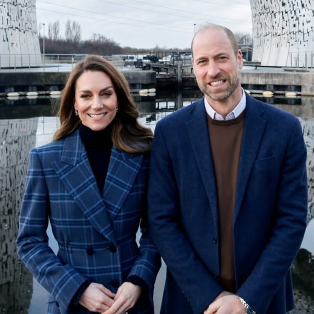 Відтепер і дизайнерка: Кейт Міддлтон викликала сенсацію у вишуканому пальті власної розробки