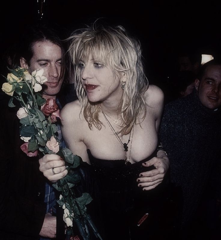 Кортни Лав в молодости