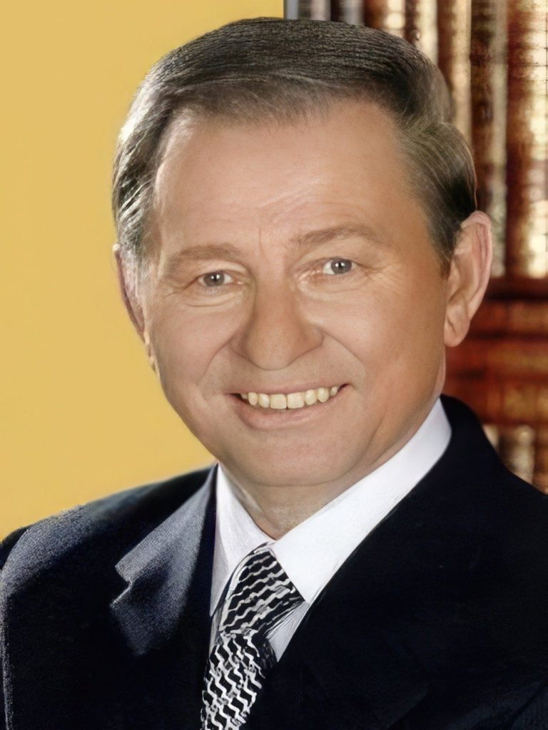 Леонид Кучма Настоящая Фамилия: подробности биографии и карьеры