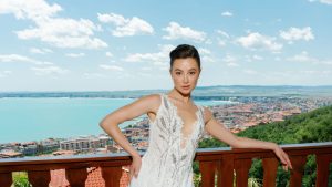 Голлівудська акторка та мисткиня руху Марина Мазепа вийшла заміж у весільній сукні українського бренду YEDYNA
