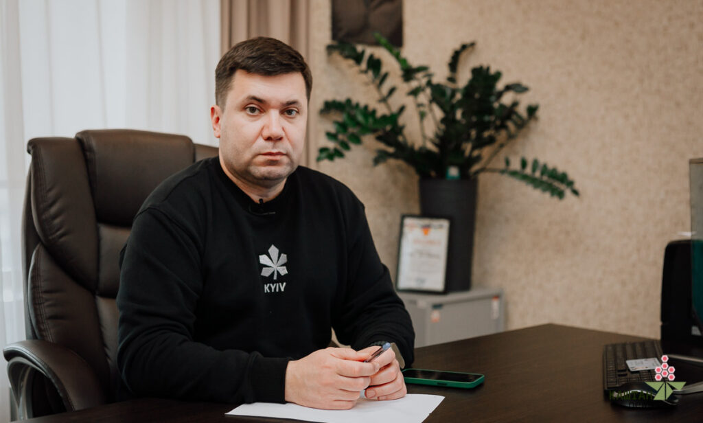 Андрій Вітренко Батьки: биография, семья и карьерный путь